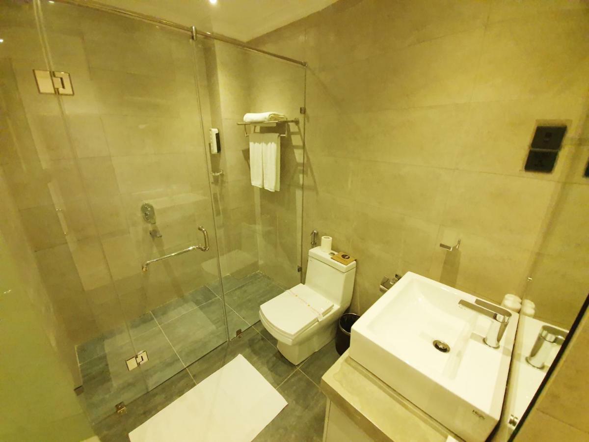 Hotel Bed Station 210 Kandy Exterior foto
