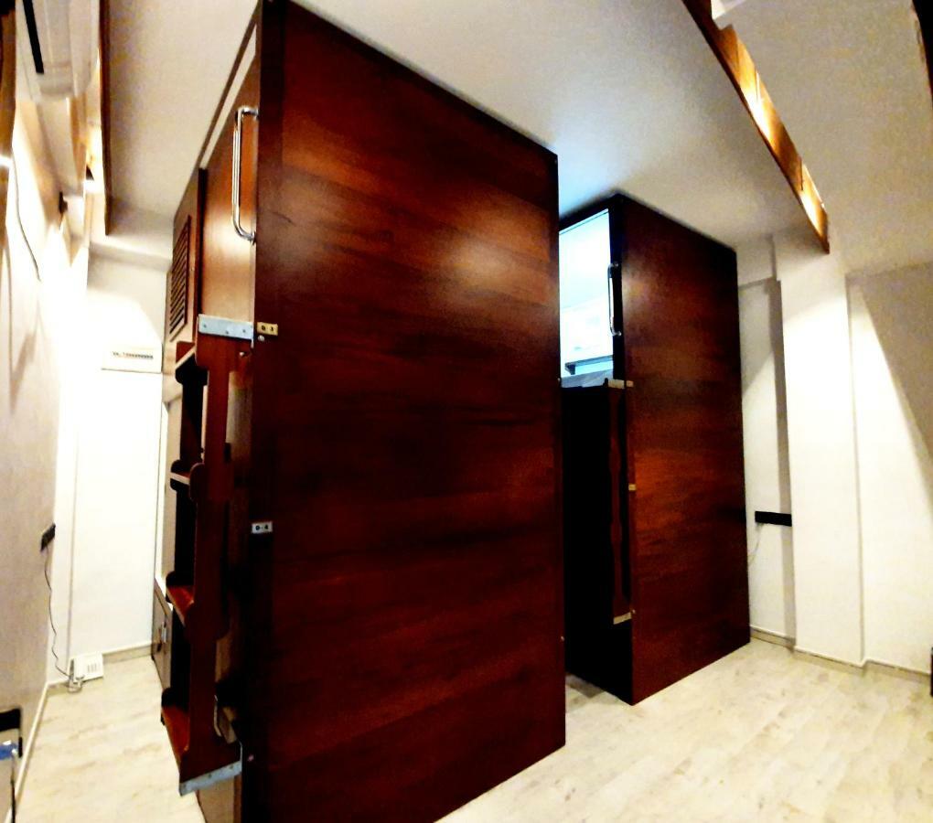 Hotel Bed Station 210 Kandy Exterior foto