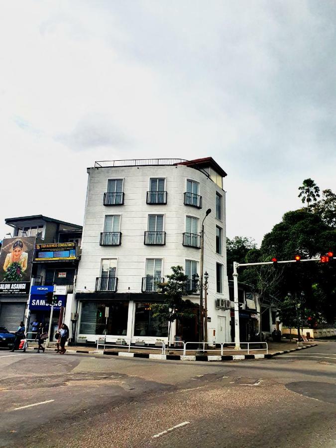 Hotel Bed Station 210 Kandy Exterior foto